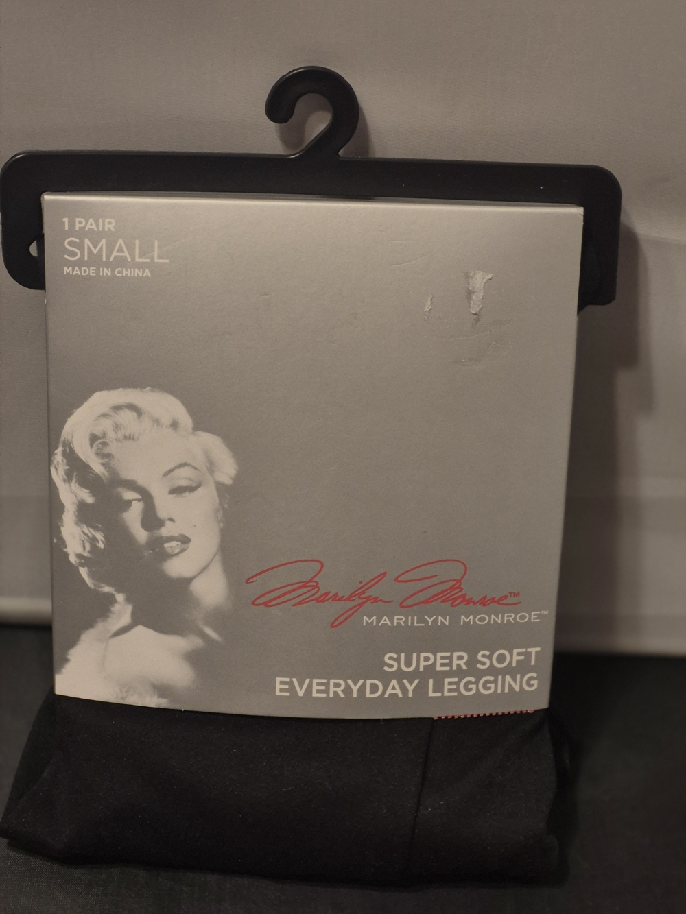 Marilyn Monroe Black Everyday Legging - Classic Solid Black Size Small
